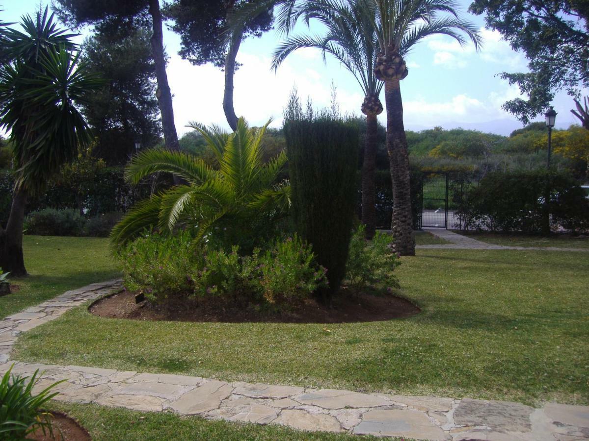 Apartamento Amueblado Estepona-Marbella Un Dormitorio, 2 Camas, Sofa Cama Salon, A 1 Km Playa, Cortas Temporadas. Luaran gambar