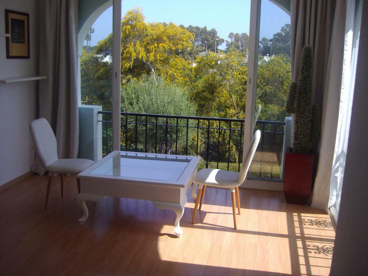 Apartamento Amueblado Estepona-Marbella Un Dormitorio, 2 Camas, Sofa Cama Salon, A 1 Km Playa, Cortas Temporadas. Luaran gambar